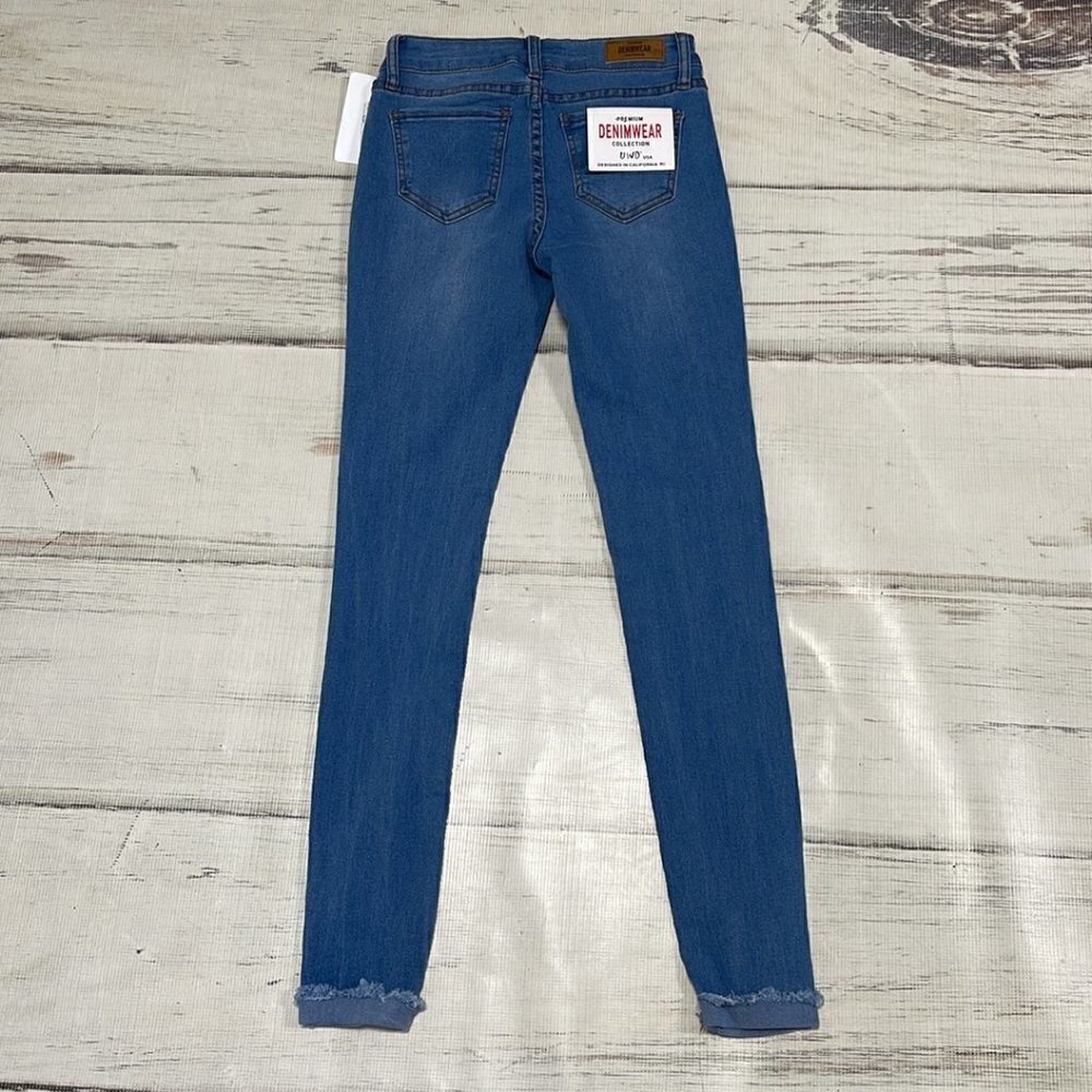Premium Denimwear Collection NWT Jeans Wash Skinny Blue Denim 3 Small S - Picture 7 of 11